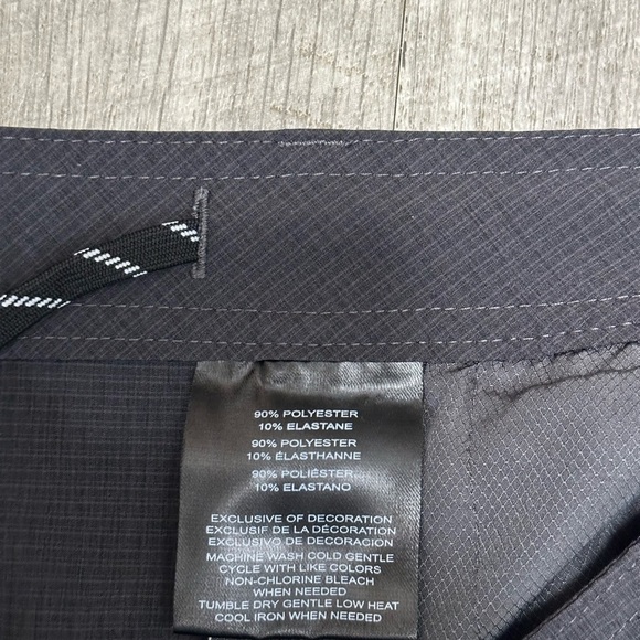 Men's Hang Ten 32 Medium Khakis Chino Black Shorts Hybrid Casual Stretch Golf - Picture 11 of 11